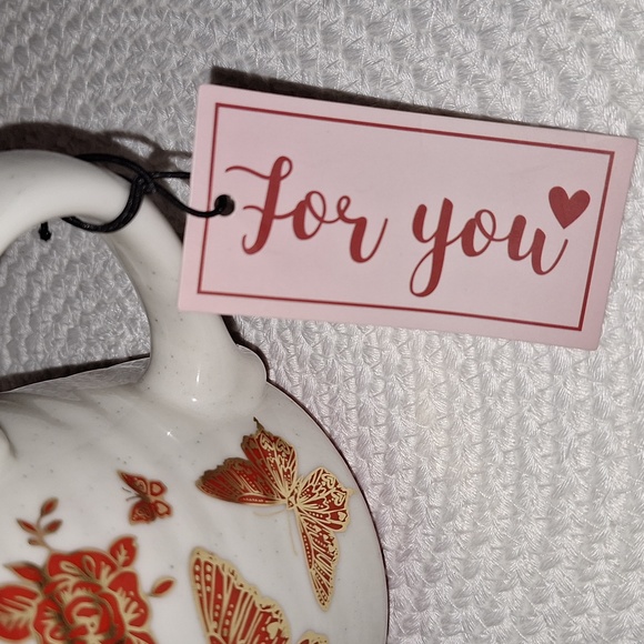 🦋 Sheffield Home Mug - Metallic Gold & Red Butterflies & Roses 🌹 - Picture 6 of 9